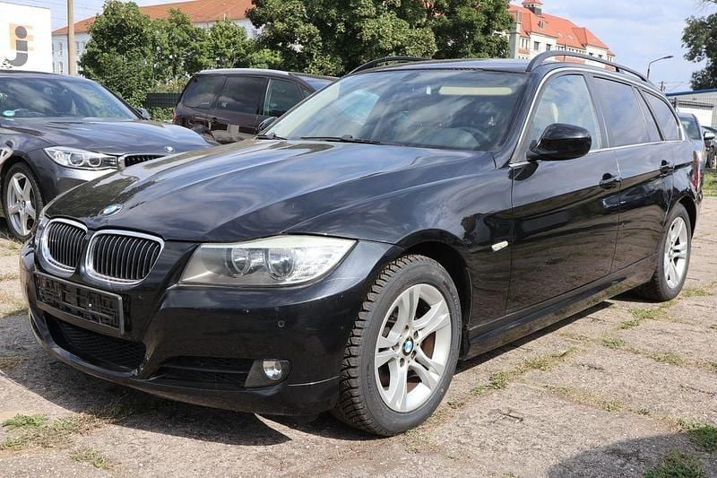 Schwarz Gebraucht 2009 BMW 325 Kombi | 5.995 € (Guter Preis) - Bild 1/4