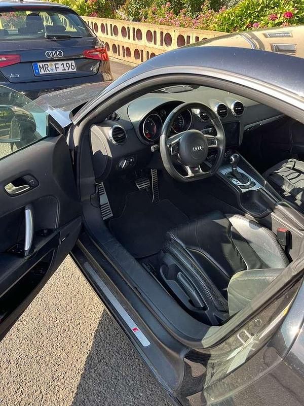 Second-hand Audi TT Sport 250 CP (183 kW) 2007 Negru Coupe