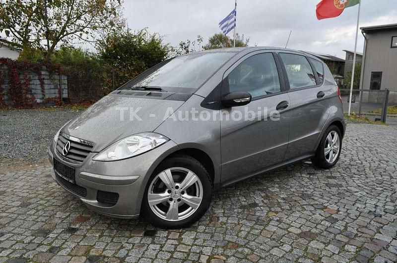 Grau Gebraucht 2005 Mercedes A160 Kleinwagen | 2.480 € - Bild 1/4