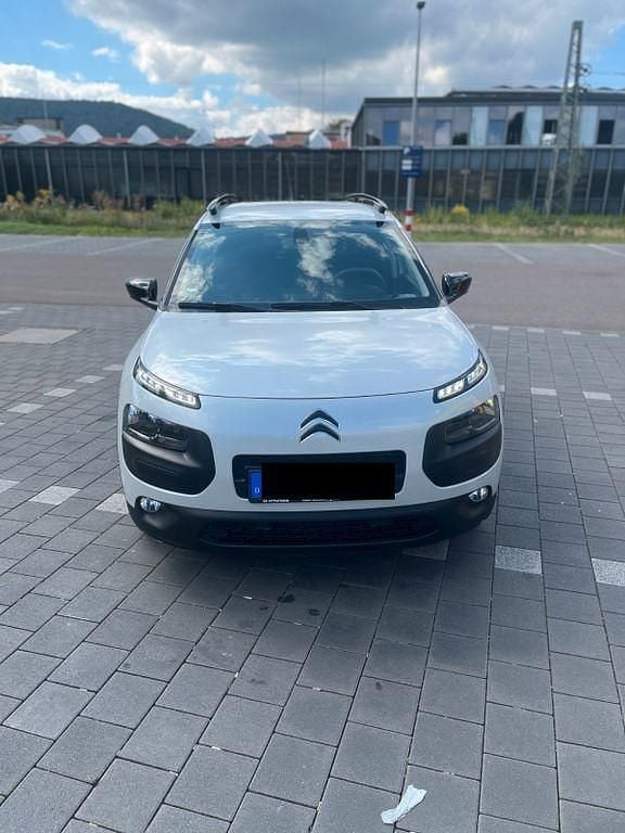 Gebraucht Citroën C4 Cactus Shine 99 PS (72 kW) 2015 Weiß Kleinwagen