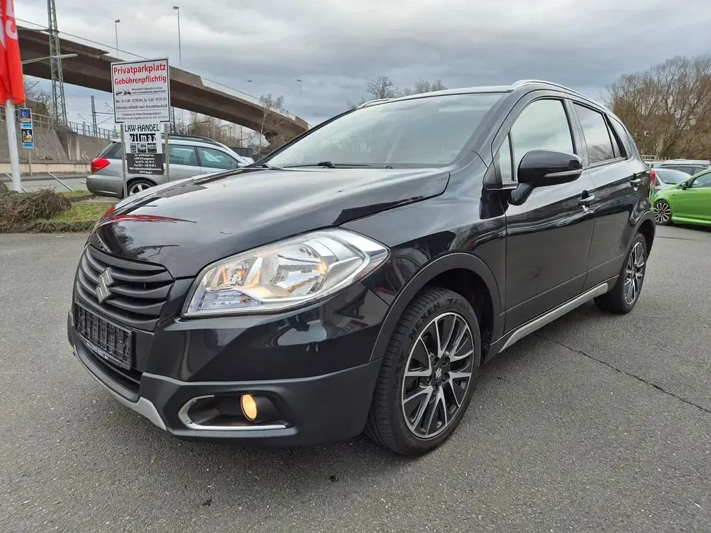 Gebraucht Suzuki SX4 S-Cross Comfort 120 PS (88 kW) 2013 Grau Limousine