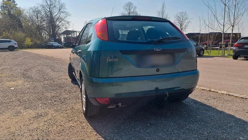Gebraucht Ford Focus 116 PS (85 kW) 1999 Grün Kleinwagen