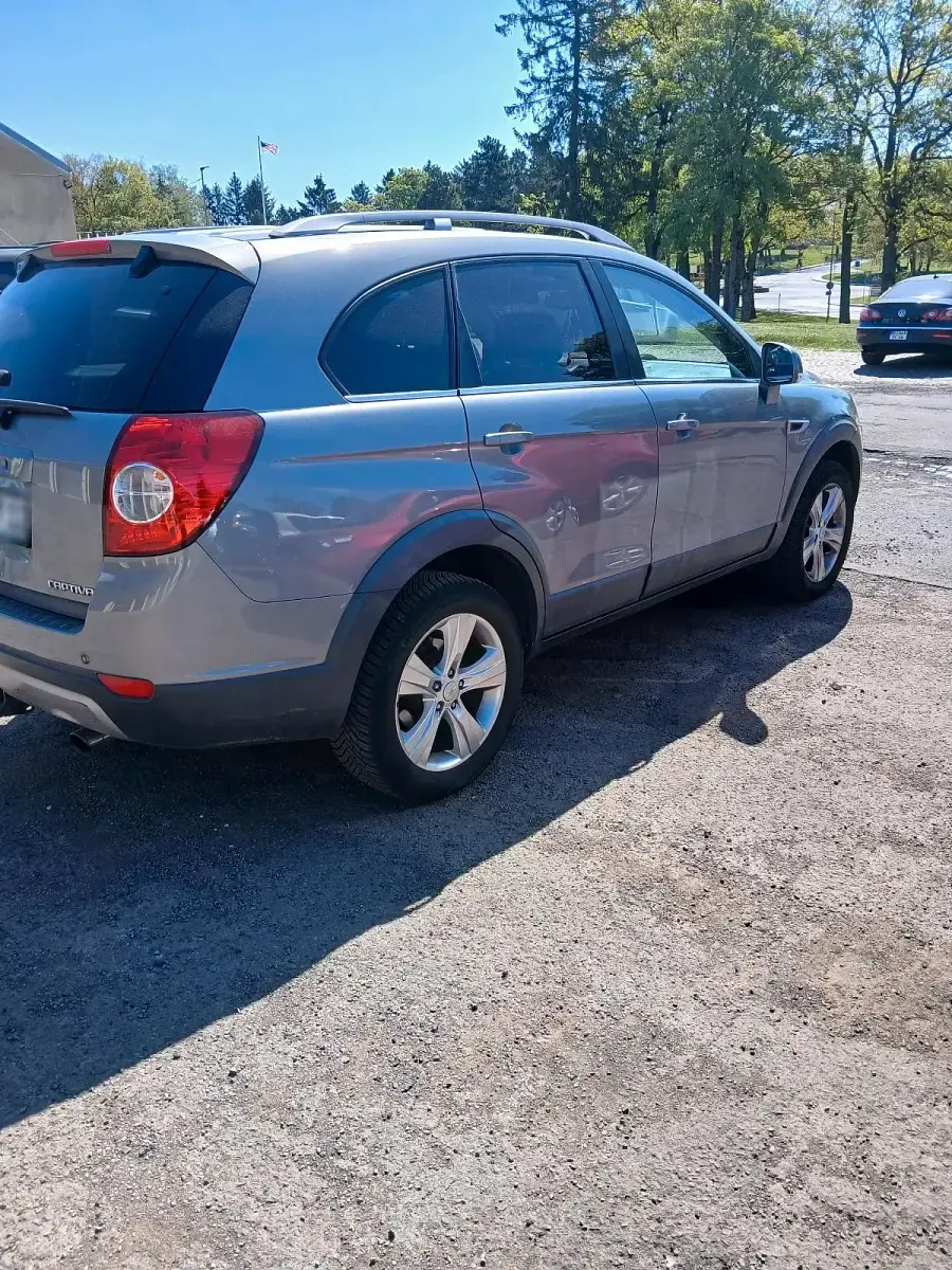 Gebraucht Chevrolet Captiva 163 PS (119 kW) 2013 Silber SUV