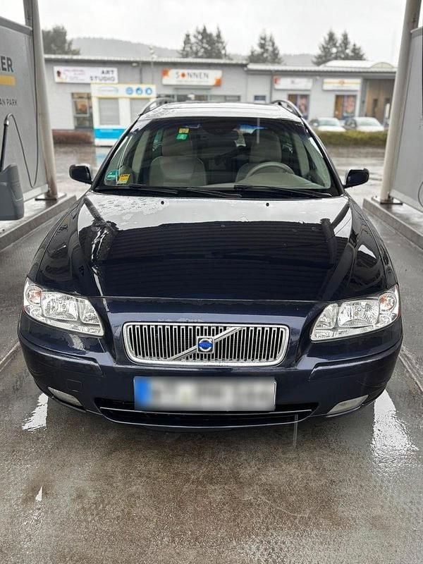 Używany Volvo V70 170 KM (125 kW) 2004 Niebieski Kombi