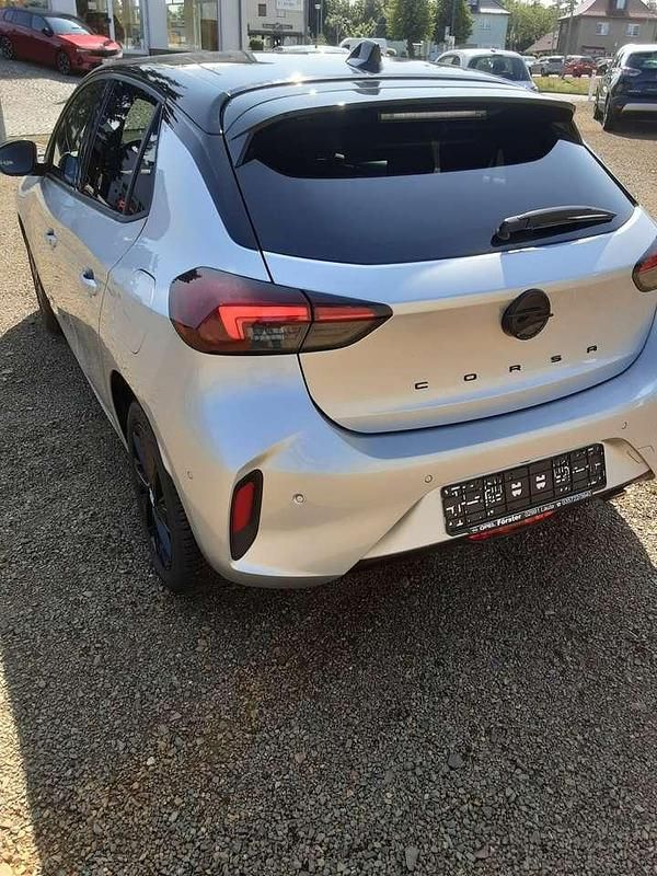 Gebraucht Opel Corsa 101 PS (74 kW) 2024 Silber Limousine