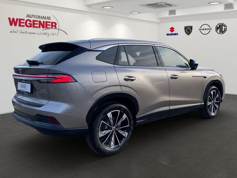 Neu MG HS Luxury 170 PS (125 kW) 2026 Silber SUV