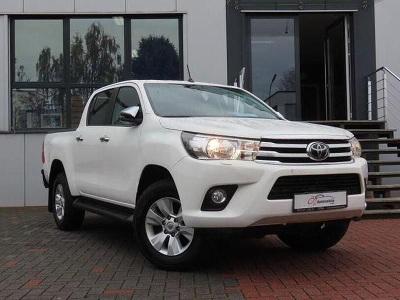 Weiß Gebraucht 2019 Toyota HiLux Abholung | 23.900 € (Guter Preis) - Bild 1/4