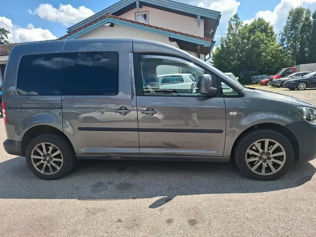 Gebraucht VW Caddy 140 PS (102 kW) 2014 Grau Van / Kleinbus