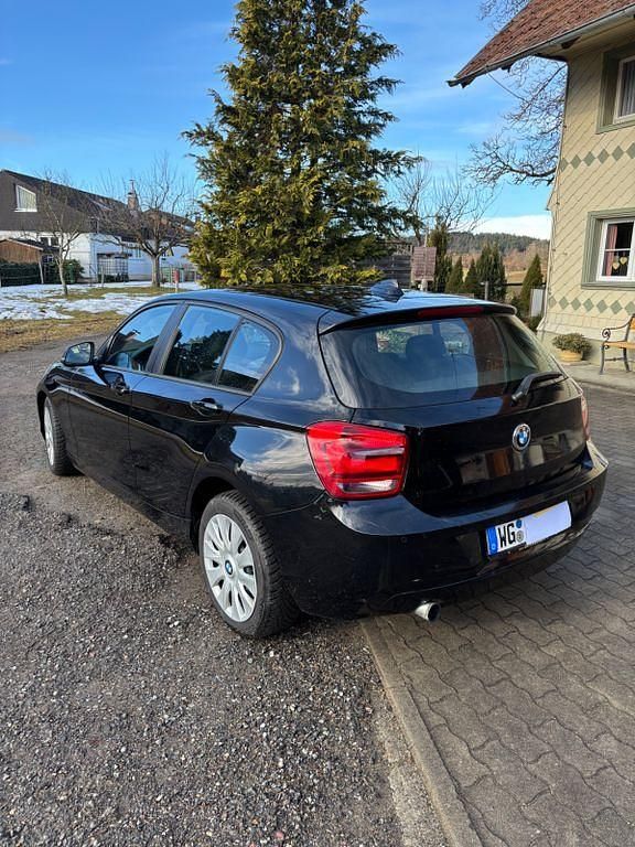 Gebraucht BMW 116 136 PS (100 kW) 2013 Schwarz Kleinwagen