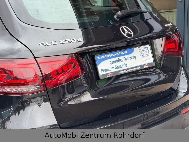 Gebraucht Mercedes GLC220 AMG 194 PS (142 kW) 2019 Schwarz SUV