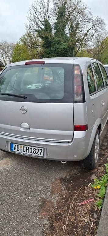 Gebraucht Opel Meriva Edition 105 PS (77 kW) 2009 Silber Van / Kleinbus