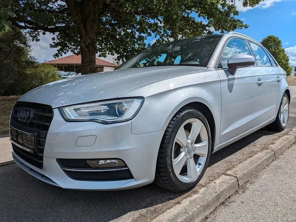 Gebraucht Audi A3 Ambition 150 PS (110 kW) 2015 Silber Limousine