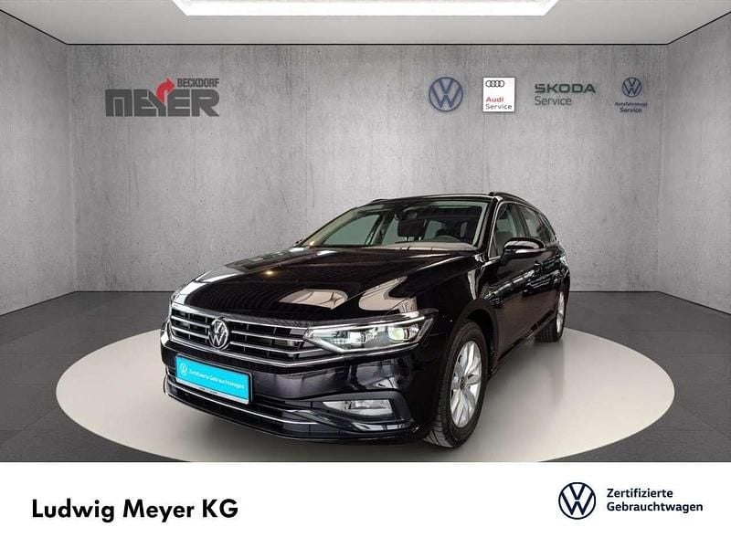 Deep black perleffekt Gebraucht 2023 VW Passat Business Kombi | 27.890 € (Fairer Preis) - Bild 1/4