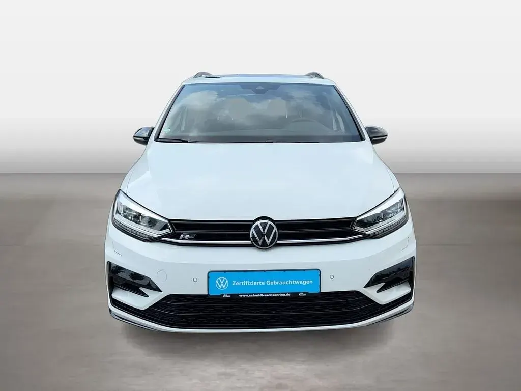 Gebraucht VW Touran Highline 150 PS (110 kW) 2025 Weiß Van / Kleinbus