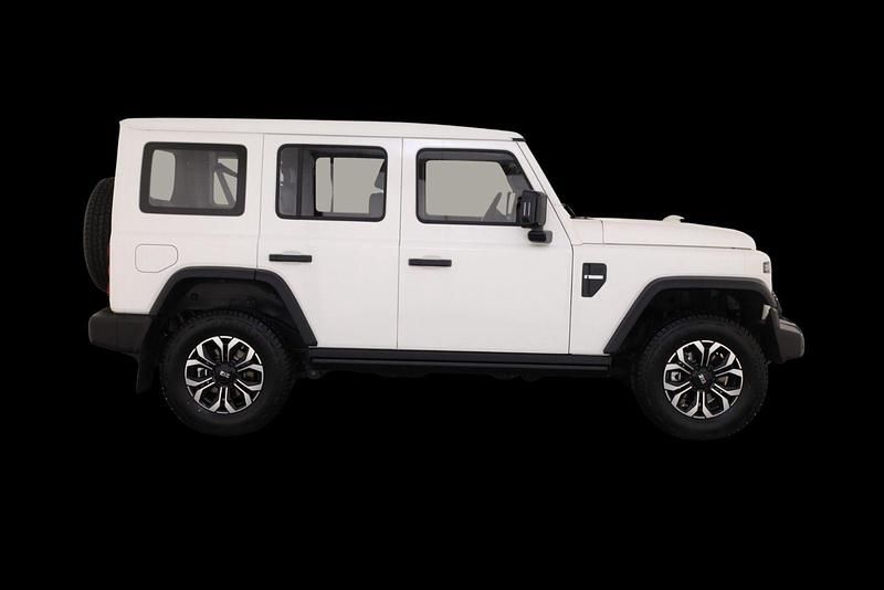 Neu BAW 212 166 PS (122 kW) 2026 Weiß