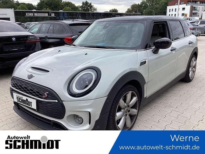White silver metallic Gebraucht 2022 Mini Cooper S Clubman Kombi | 33.770 € (Teuer) - Bild 1/2