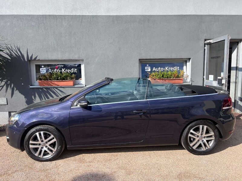 Gebraucht VW Golf Cabriolet Basis 105 PS (77 kW) 2012 Violet Cabrio