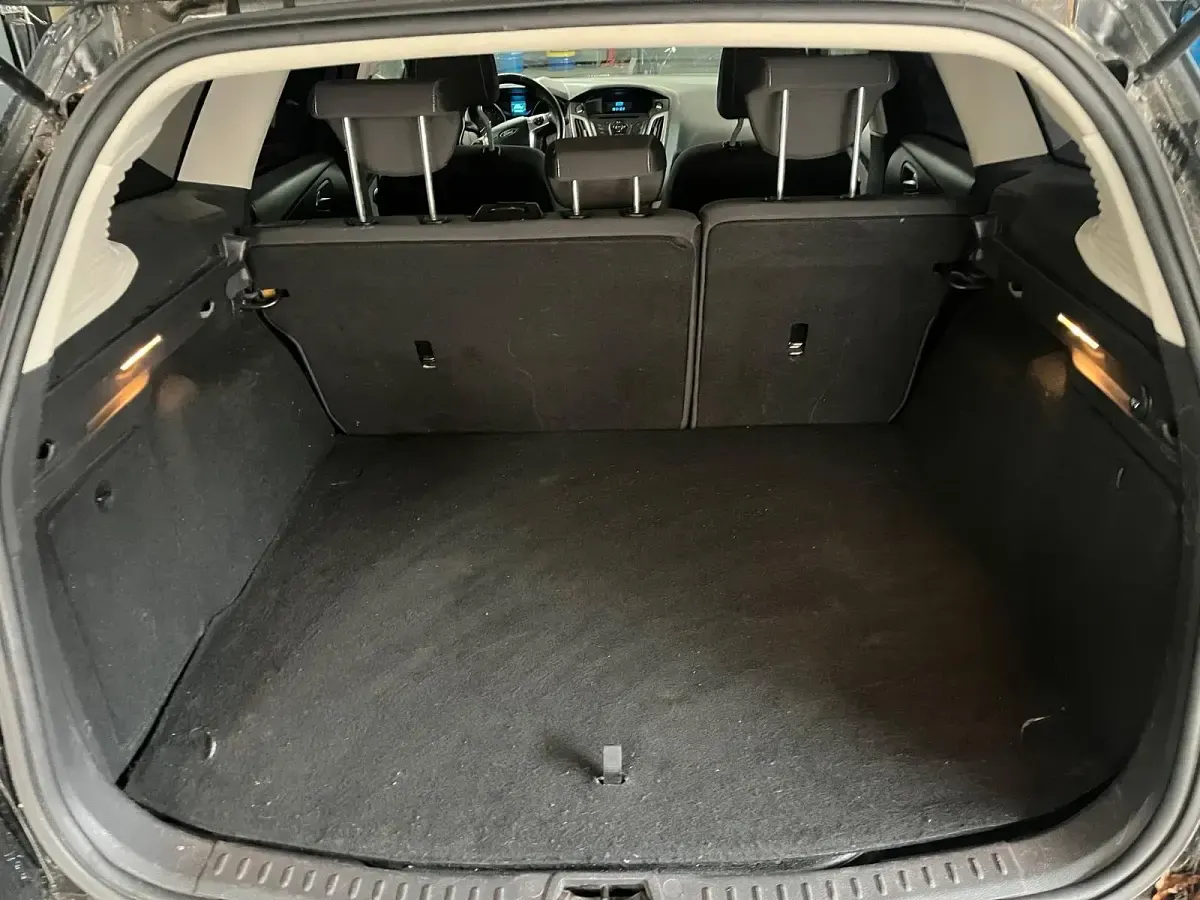 Brugt Ford Focus 125 HK (91 kW) 2012 Sort Stationcar