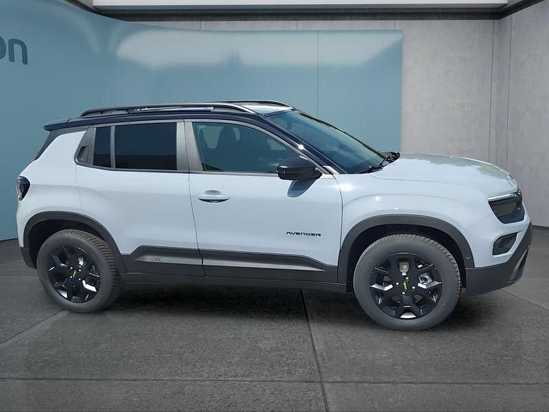 Gebraucht Jeep Avenger 145 PS (106 kW) 2025 Silber SUV