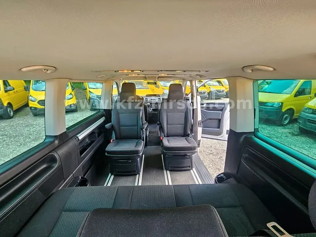 Używany VW T6 S 150 KM (110 kW) 2015 Srebrny Van