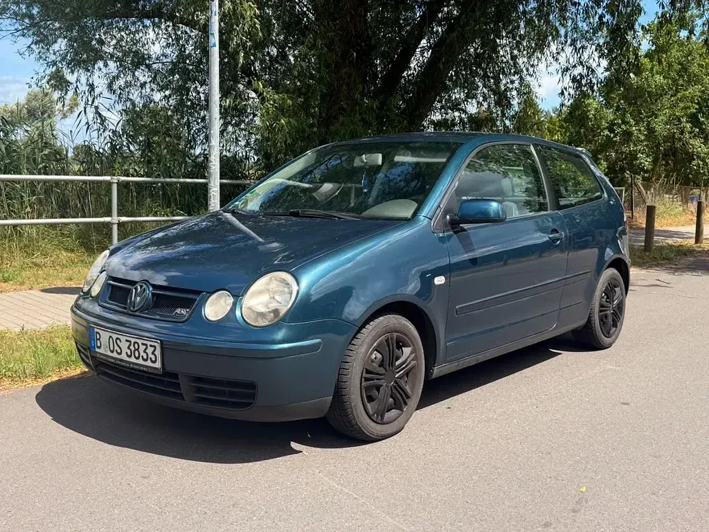 Gebraucht VW Polo Basis 64 PS (47 kW) 2002 Limousine
