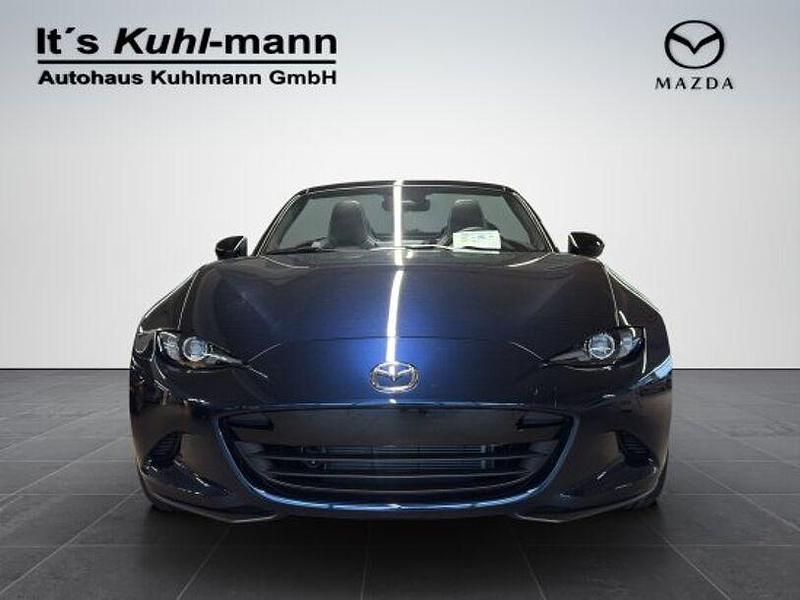 Neu Mazda MX5 Homura-Line 132 PS (97 kW) 2025 Deep crystal blue Cabrio