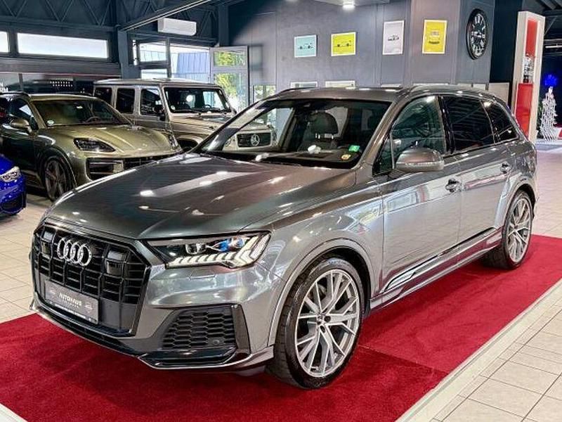 Grau Gebraucht 2020 Audi Q7 S-Line SUV | 43.990 € (Etwas zu teuer) - Bild 1/4