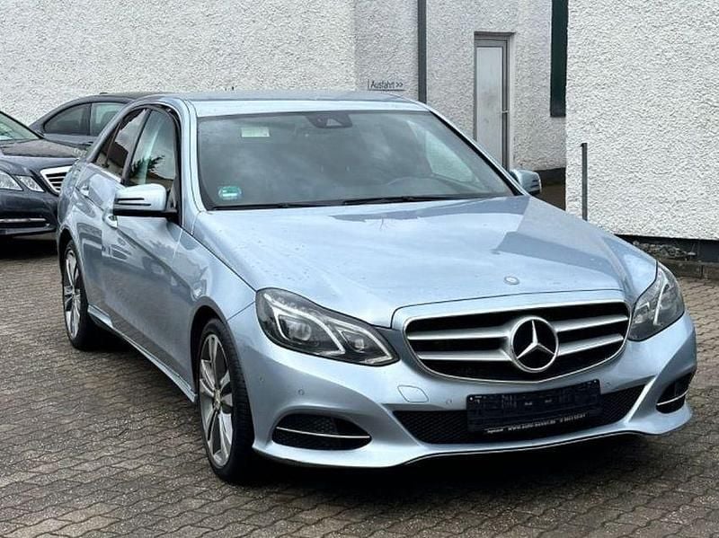 Gebraucht Mercedes E350 Avantgarde 252 PS (185 kW) 2013 Silber Limousine