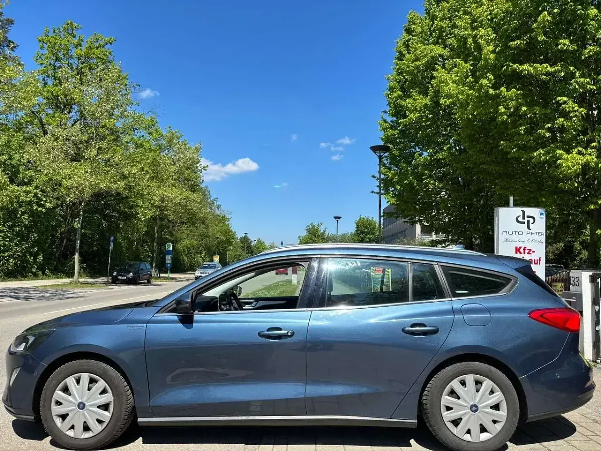 Occasion Ford Focus Cool & Connect 125 ch (91 kW) 2019 Bleue Break
