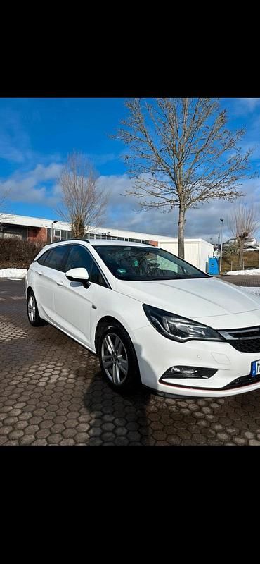 Gebraucht Opel Astra Business 110 PS (80 kW) 2016 Weiß Kombi