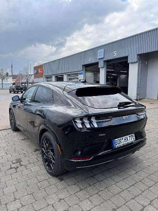 Gebraucht Ford Mustang Mach-E GT 358 kW (487 PS) 2023 Iridiumschwarz metallic SUV