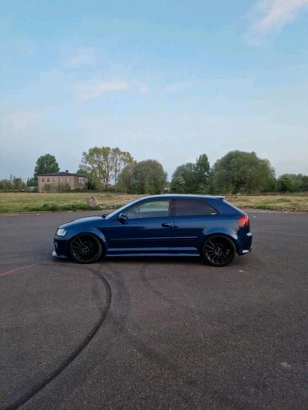 Gebraucht Audi A3 S-Line 105 PS (77 kW) 2011 Blau Kleinwagen