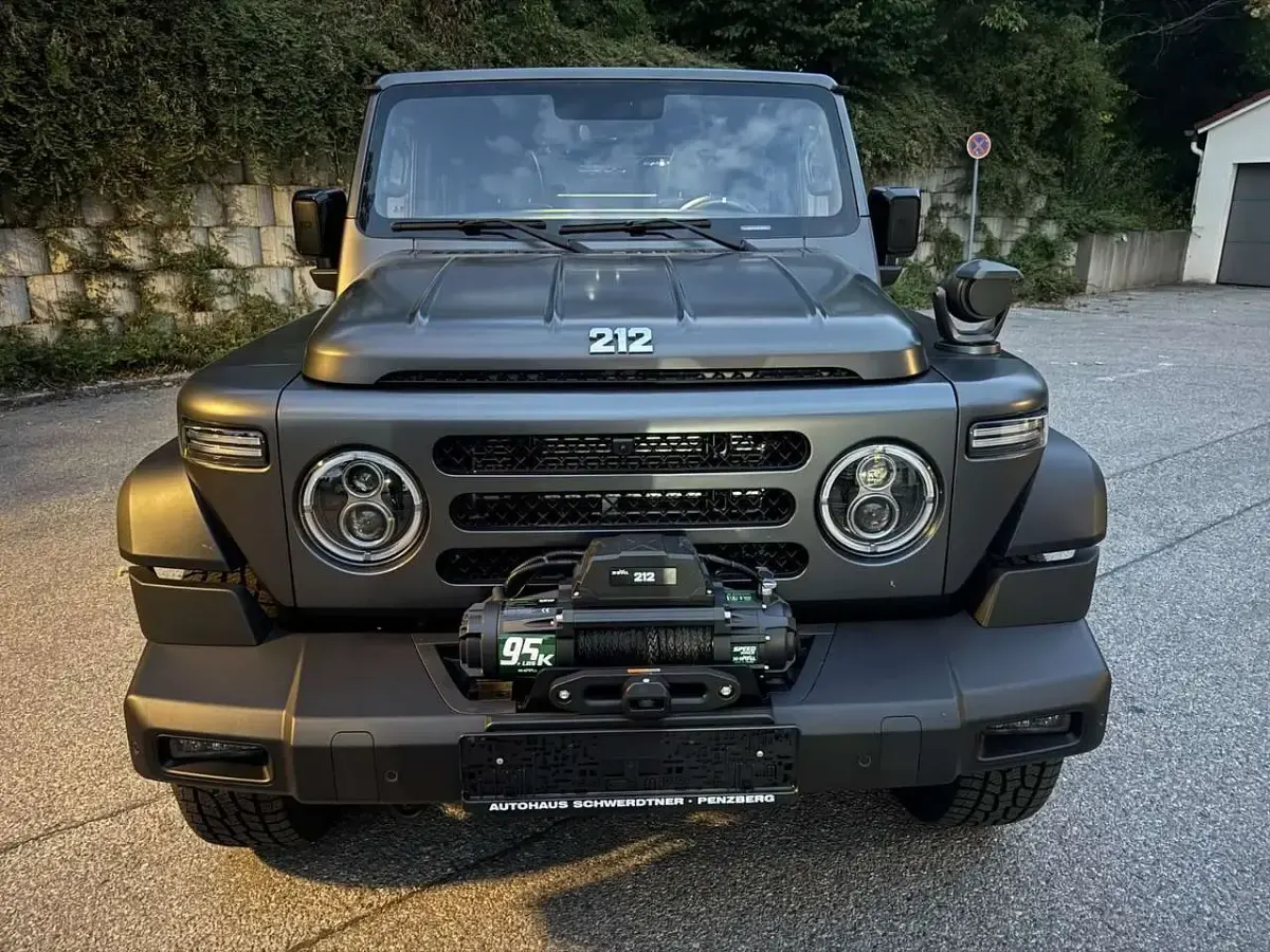 Neu BAW 212 166 PS (122 kW) 2026 Grau SUV
