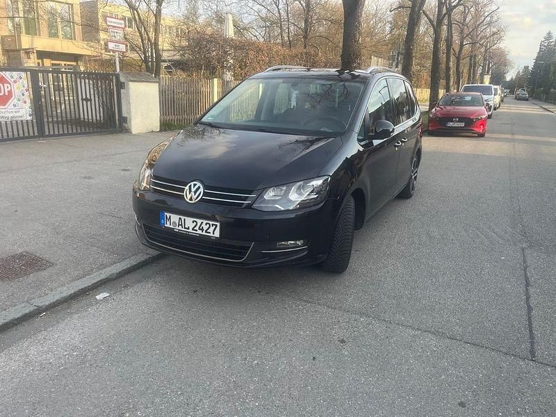 Gebraucht VW Sharan Highline 170 PS (125 kW) 2012 Schwarz Van / Kleinbus