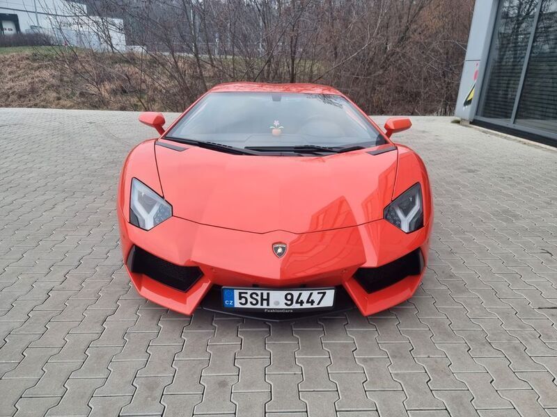 Orange Gebraucht 2013 Lamborghini Aventador | 313.333 € - Bild 1/4