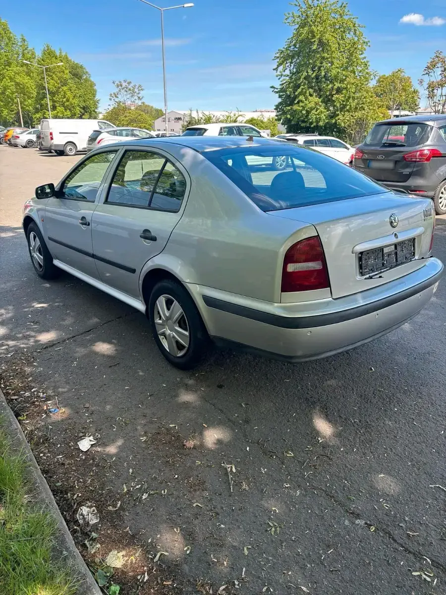 Gebraucht Skoda Octavia 115 PS (84 kW) 2000 Silber Kombi