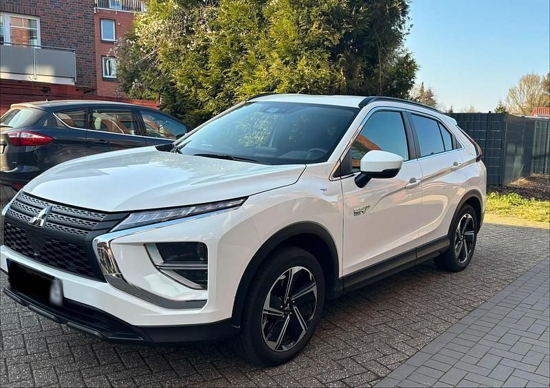 Second-hand Mitsubishi Eclipse Cross 188 CP (138 kW) 2022 Alb SUV