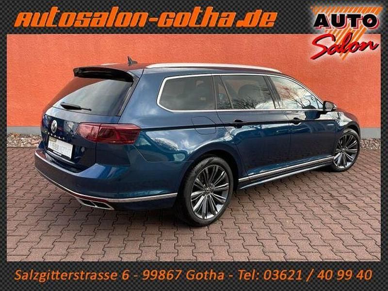 Gebraucht VW Passat Elegance 190 PS (139 kW) 2021 Blau Kombi