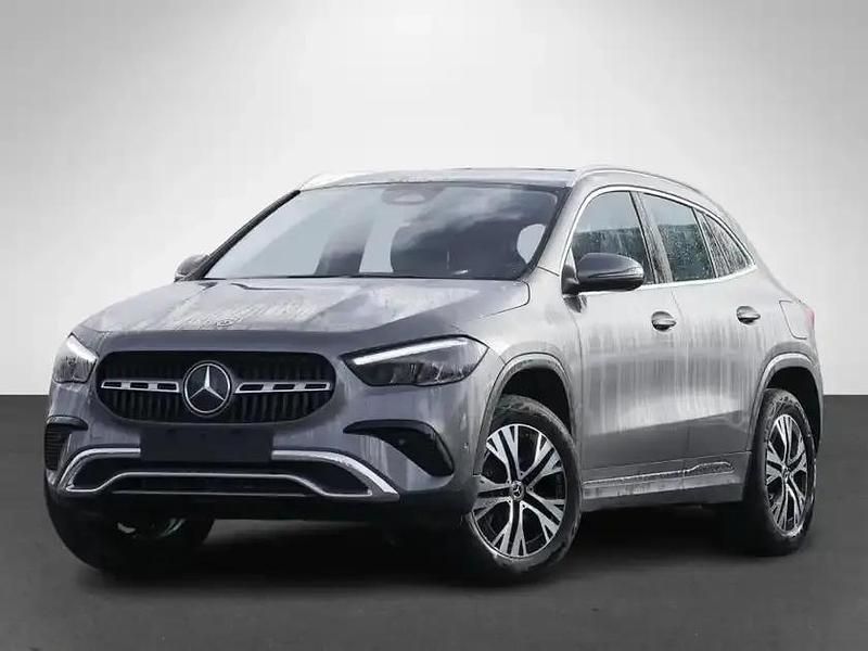 Gebraucht Mercedes GLA200 Progressive 150 PS (110 kW) 2025 Grau mountain grey metallic SUV