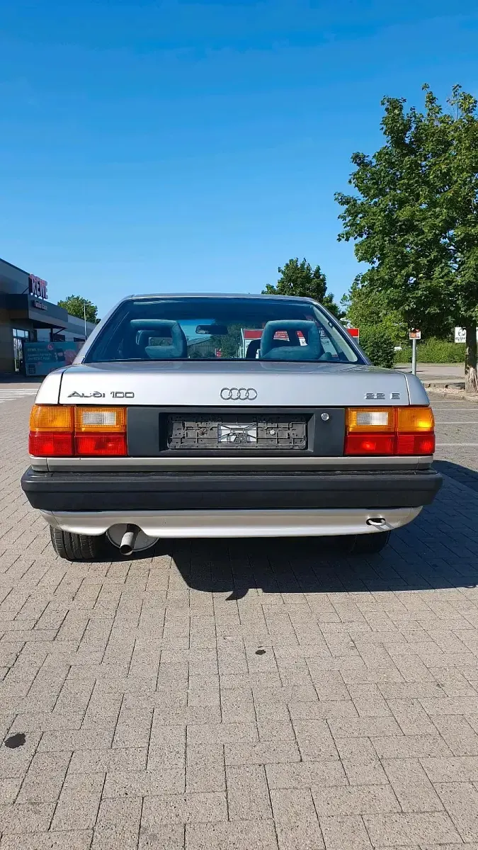 Gebraucht Audi 100 137 PS (100 kW) 1988 Silber Limousine