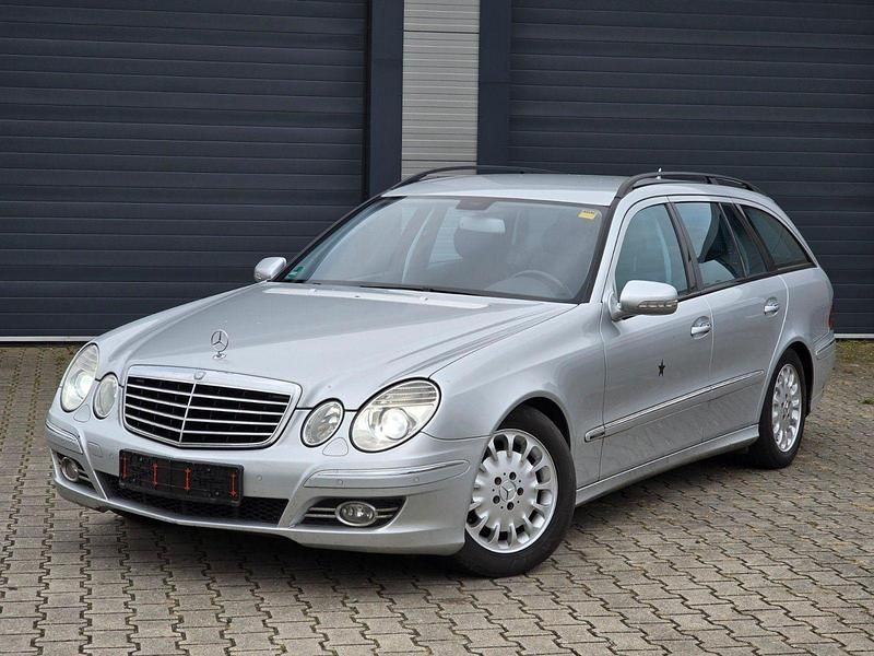 Silber Gebraucht 2007 Mercedes E220 Kombi | 2.500 € (Superpreis) - Bild 1/4
