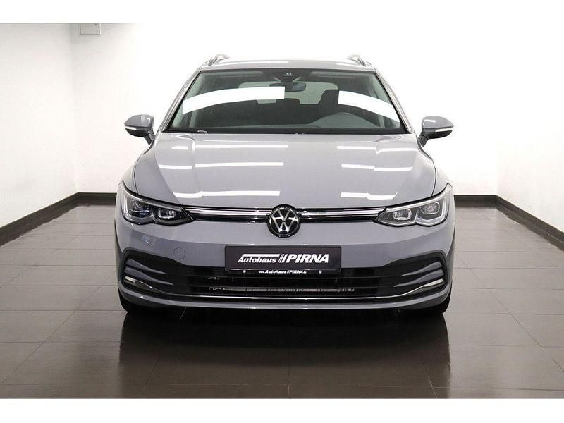 Gebraucht VW Golf VIII Style 150 PS (110 kW) 2023 Grau Kombi