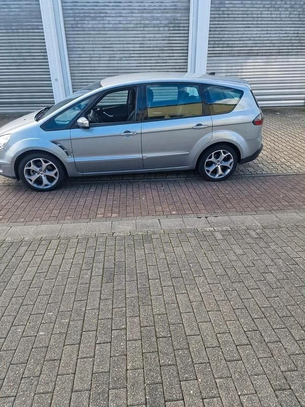 Gebraucht Ford S-MAX S 140 PS (102 kW) 2007 Silber Van / Kleinbus