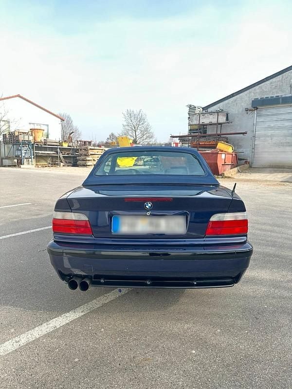 Gebraucht BMW 328 Cabriolet M Sport 193 PS (141 kW) 1997 Blau Cabrio