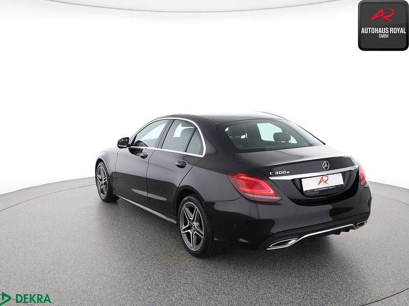 Gebraucht Mercedes C300e AMG 320 PS (235 kW) 2021 Schwarz Limousine
