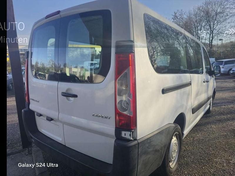 Gebraucht Peugeot Expert 128 PS (94 kW) 2013 Weiß Van