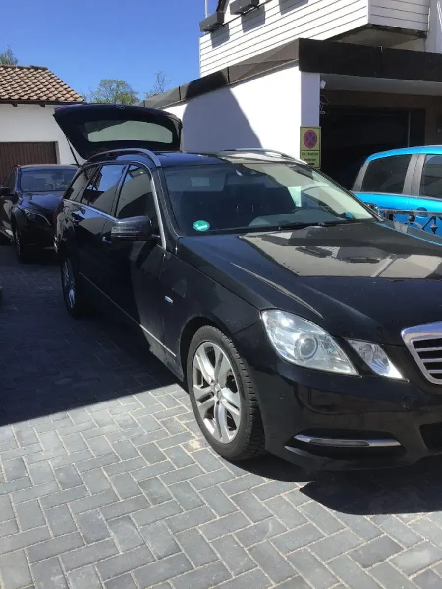 Usata Mercedes E300 231 CV (169 kW) 2012 Nero Station wagon