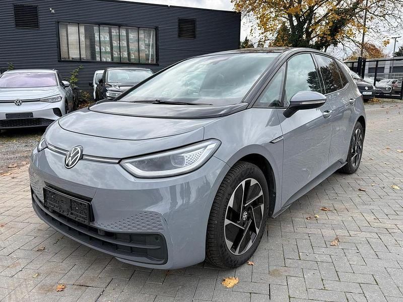 Grau Gebraucht 2021 VW ID.3 Pro Performance Kleinwagen | 15.990 € (Guter Preis) - Bild 1/4