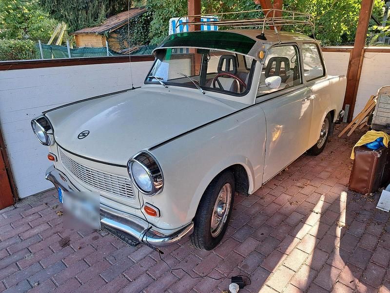 Beige Gebraucht 1983 Trabant 601 Kleinwagen | 5.800 € - Bild 1/4