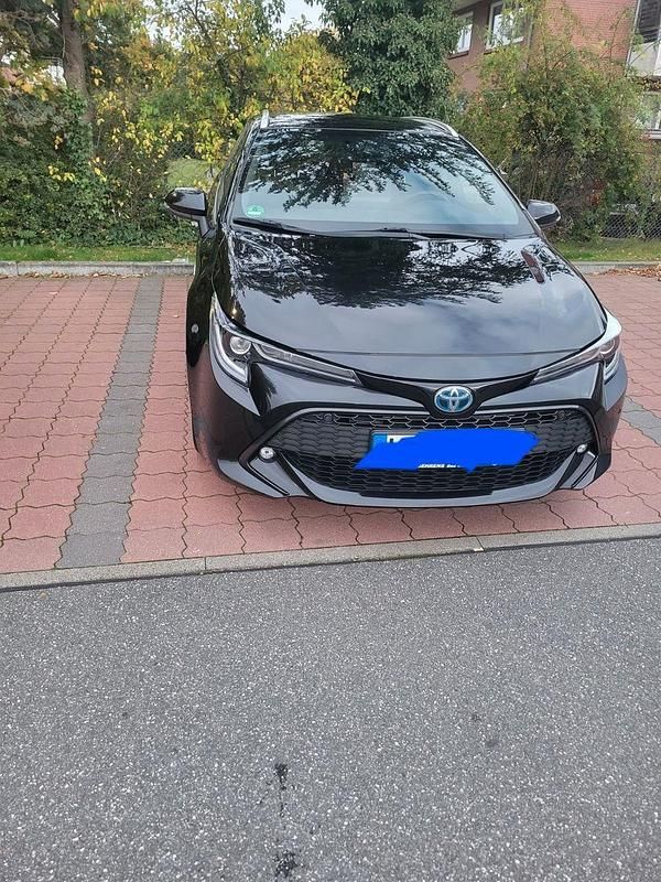 Gebraucht 2020 Toyota Corolla Lounge Kombi | 18.550 € (Superpreis) - Bild 1/4